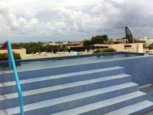 laptop friendly cafe