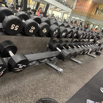 LA Fitness - No staff to re-rack weights at end of night. Weights literally falling apart. - Gyms Near Me - Houston, Texas LA Fitness - No staff to re-rack weights at end of night. Weights literally falling apart. - Gyms Near Me - Houston, Texas