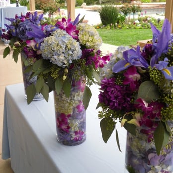 Bloomies Florist - Large vases on my cake table - Florists Near Me - Newhall, California Bloomies Florist - Large vases on my cake table - Florists Near Me - Newhall, California
