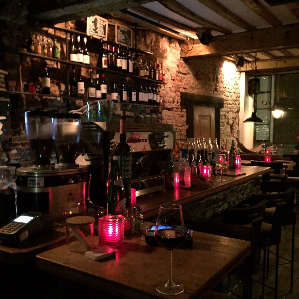 TALUD9 Wine Bars Donkere Gaard, Binnenstad, Utrecht, The