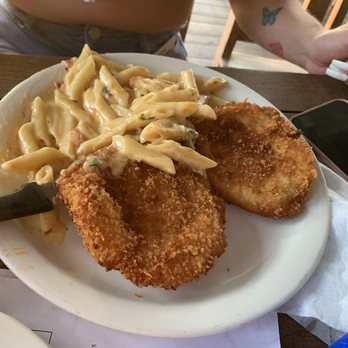 Shack 512 - Texas Alfredo Pasta Chicken Parmesan without jalapeños - Breakfast & Brunch Near Me - Volente, Texas Shack 512 - Texas Alfredo Pasta Chicken Parmesan without jalapeños - Breakfast & Brunch Near Me - Volente, Texas