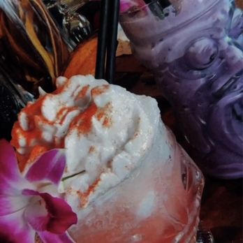 Wilfred's Lounge - Maximum Aloha & Uma Ube - Hawaiian Near Me - Napa, California