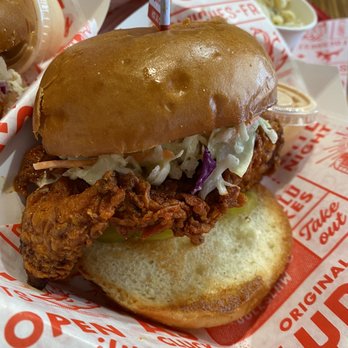 Clyde's Hot Chicken - Chicken Shop Near Me - Montclair, California