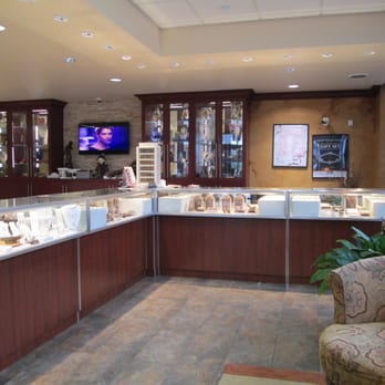 Crescent Jewelers - Jewelry Near Me - Lansing, Illinois Crescent Jewelers - Jewelry Near Me - Lansing, Illinois