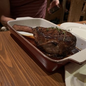 Catherine and Mary's - Now that is a portion! - Italian Near Me - Memphis, Tennessee