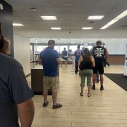 Bank of America Financial Center - This is ridiculous... banks have no respect for their customers time.