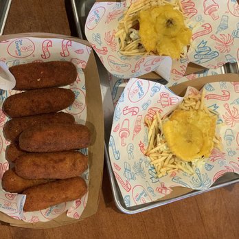 Dos Croquetas - Bakeries Near Me - Miami, Florida