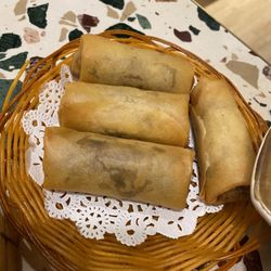 點點心 - Taro & Vegetarian Spring Rolls