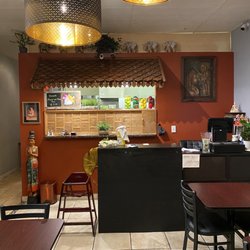 Palm Thai - Inside