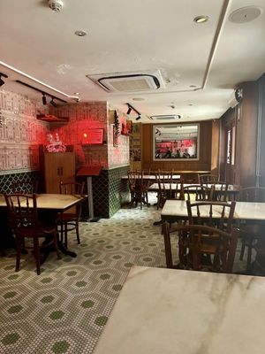 The Dragon Chamber by null