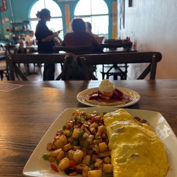 The Pan - Meat lovers omelette - Breakfast & Brunch Near Me - South Gate, California The Pan - Meat lovers omelette - Breakfast & Brunch Near Me - South Gate, California