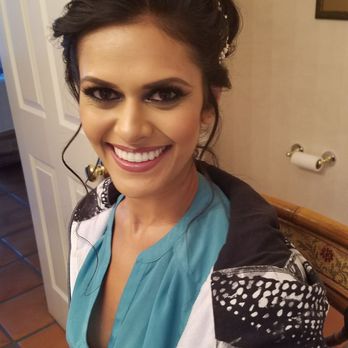 Dolled up by Lulu - Makeup Artists Near Me