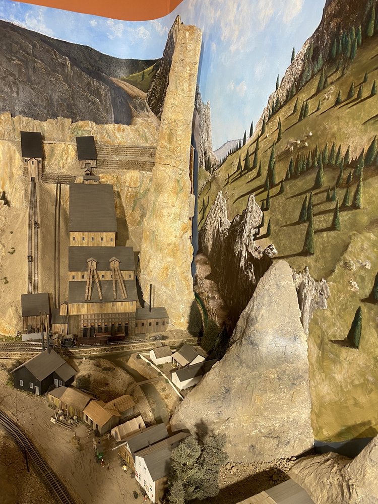 CREEDEMINERAL COUNTY CHAMBER OF COMMERCE Updated June 2024 12