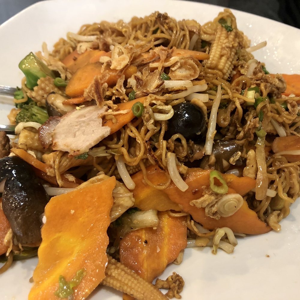 Mi La Cay - Stir-fry with combination meat - Vietnamese Near Me - Silver Spring, Maryland Mi La Cay - Stir-fry with combination meat - Vietnamese Near Me - Silver Spring, Maryland