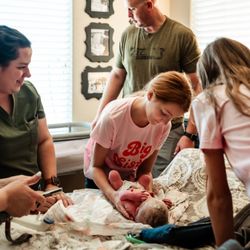 The Joyful Birth - Newborn exam