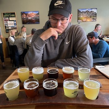 Rock Cut Brewing Company - Beer flight - Brewpubs Near Me - Estes Park, Colorado Rock Cut Brewing Company - Beer flight - Brewpubs Near Me - Estes Park, Colorado