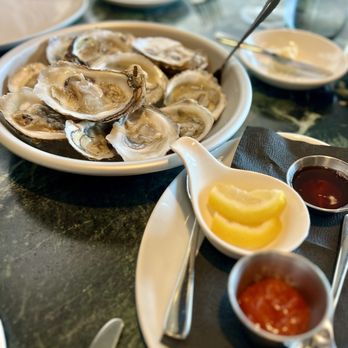 The Roosevelt Room - Oyster - Steakhouses Near Me - Troy, New York The Roosevelt Room - Oyster - Steakhouses Near Me - Troy, New York