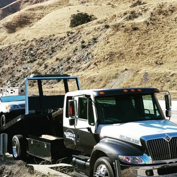 Valencias Towing - At the Grapevine - Towing Near Me - Bakersfield, California Valencias Towing - At the Grapevine - Towing Near Me - Bakersfield, California