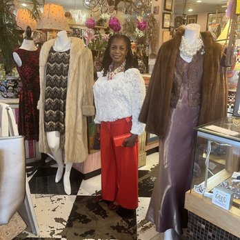 Reinvented Upscale Resale - Fabulous Mrs. Rodgers. - Used, Vintage & Consignment Near Me - Charleston, South Carolina Reinvented Upscale Resale - Fabulous Mrs. Rodgers. - Used, Vintage & Consignment Near Me - Charleston, South Carolina