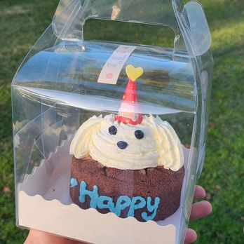 CC Cake - Puppy cake - Desserts Near Me - Arcadia, California