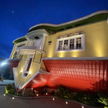 Upside Down House - Local Flavor Near Me - Niagara Falls, Ontario Upside Down House - Local Flavor Near Me - Niagara Falls, Ontario