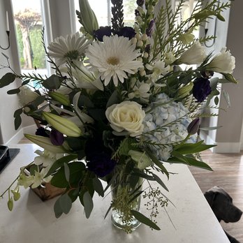 Abstractions Florist - Florists Near Me - Rocklin, California