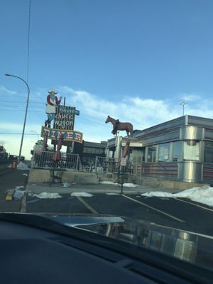 Davies' Chuck Wagon Diner by null