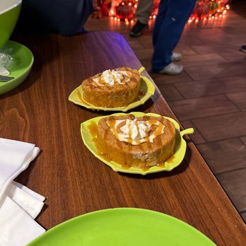 Katimali's - Since it was our first time, we were given these Pumpkin Roll slices. - Pizza Near Me - Proctorville, Ohio