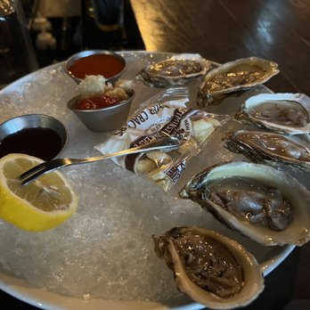 Old Ebbitt Grill - Raw Oysters - Bars Near Me - Washington, DC, District of Columbia Old Ebbitt Grill - Raw Oysters - Bars Near Me - Washington, DC, District of Columbia