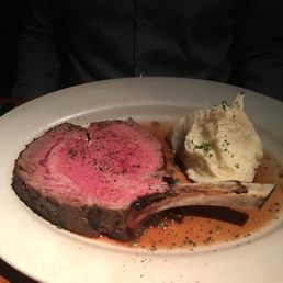 Prime rib awesome - not on the menu but just ask!
