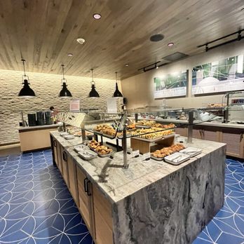 Hilton Orlando - Buffet area - Hotels Near Me - Orlando, Florida