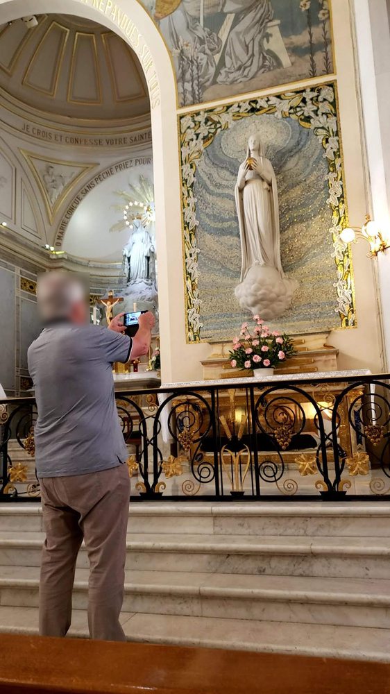 CHAPELLE NOTRE DAME DE LA MÉDAILLE MIRACULEUSE - 25 Photos & 11 Reviews ...