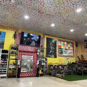 The Vegan Marie - atmosphere - Vegan Near Me - Miami, Florida