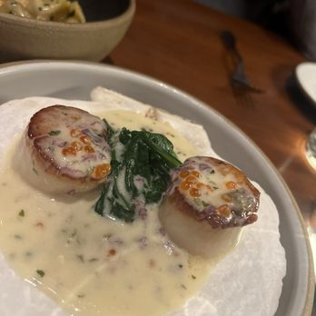 Manhatta - Salty scallops - New American Near Me - New York, New York Manhatta - Salty scallops - New American Near Me - New York, New York