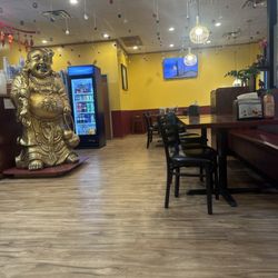 Hoy's Chinese Restaurant - Dinning area