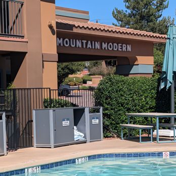 Mountain Modern Sedona, Tapestry Collection by Hilton - Entrance - Hotels Near Me - Sedona, Arizona