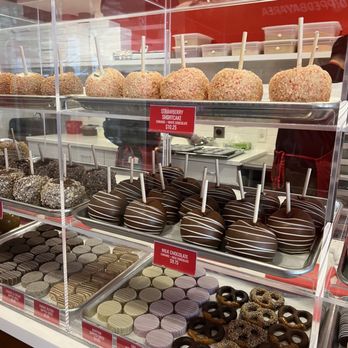 Dipped - Dessert choices - Chocolatiers & Shops Near Me - Emeryville, California