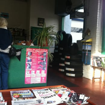 Community Auto Repair - Waiting room fun - Auto Repair Near Me - Denver, Colorado