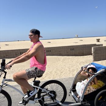 Fresch Electric Bikes - E-bike + buggie rental - Bikes Near Me - Huntington Beach, California Fresch Electric Bikes - E-bike + buggie rental - Bikes Near Me - Huntington Beach, California