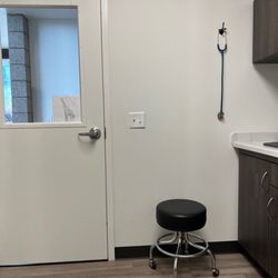 Westside Veterinary Clinic - Exam room