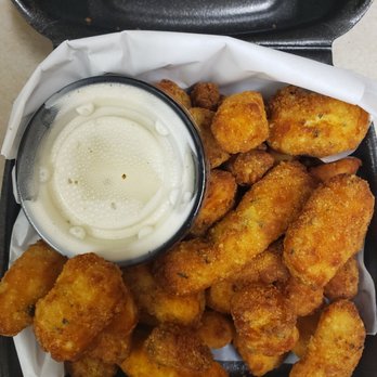 Rooster Run Cafe - Garlic cheese curds - Steakhouses Near Me - Hurricane, Utah Rooster Run Cafe - Garlic cheese curds - Steakhouses Near Me - Hurricane, Utah