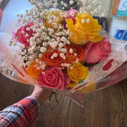 Phillipsburg Floral Co - Roses