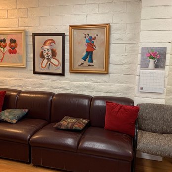 Enabe Enayda M, DMD - Seating area - General Dentistry Near Me - La Verne, California Enabe Enayda M, DMD - Seating area - General Dentistry Near Me - La Verne, California