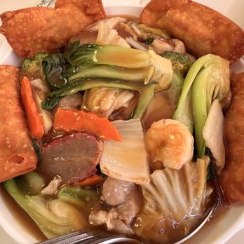 Golden Eagle Chinese Restaurant - Seafood Near Me - Honolulu, Hawaii