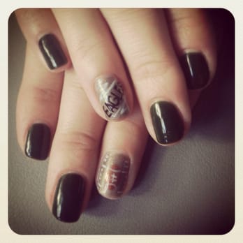 Polished Salon - They don't typically do designs but a couple of the girls do. Here are my festive NFL Philly Eagles nails! - Nail Salons Near Me - Wilmington, Delaware Polished Salon - They don't typically do designs but a couple of the girls do. Here are my festive NFL Philly Eagles nails! - Nail Salons Near Me - Wilmington, Delaware