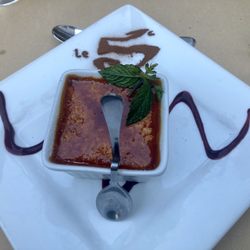 Le Cinquième Élément - Crème brûlée à l'orange  Orange-infused crème brûlée