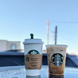Starbucks - Iced caramel cloud macchiato