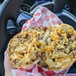 Taqueria La Herradura - Both halves of the burrito