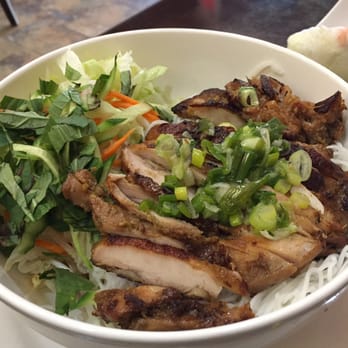 Gia Minh - BBQ Chicken with Vermicelli - Vietnamese Near Me - Vancouver, British Columbia