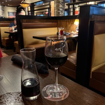 LongHorn Steakhouse - Steakhouses Near Me - Lutz, Florida